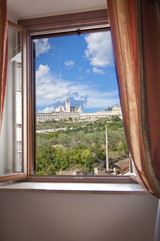 Assisi Garden Hotel Exterior foto