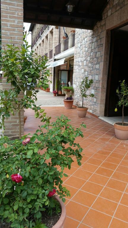 Assisi Garden Hotel Exterior foto